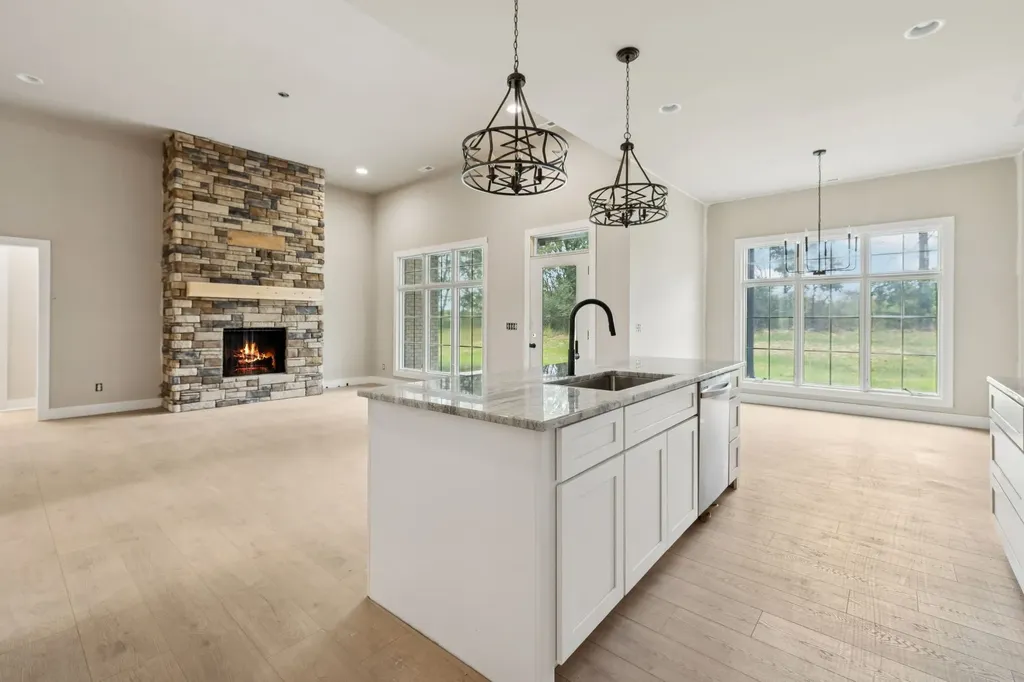 375 Chestnut Oak Avenue Smithville TN 37166
