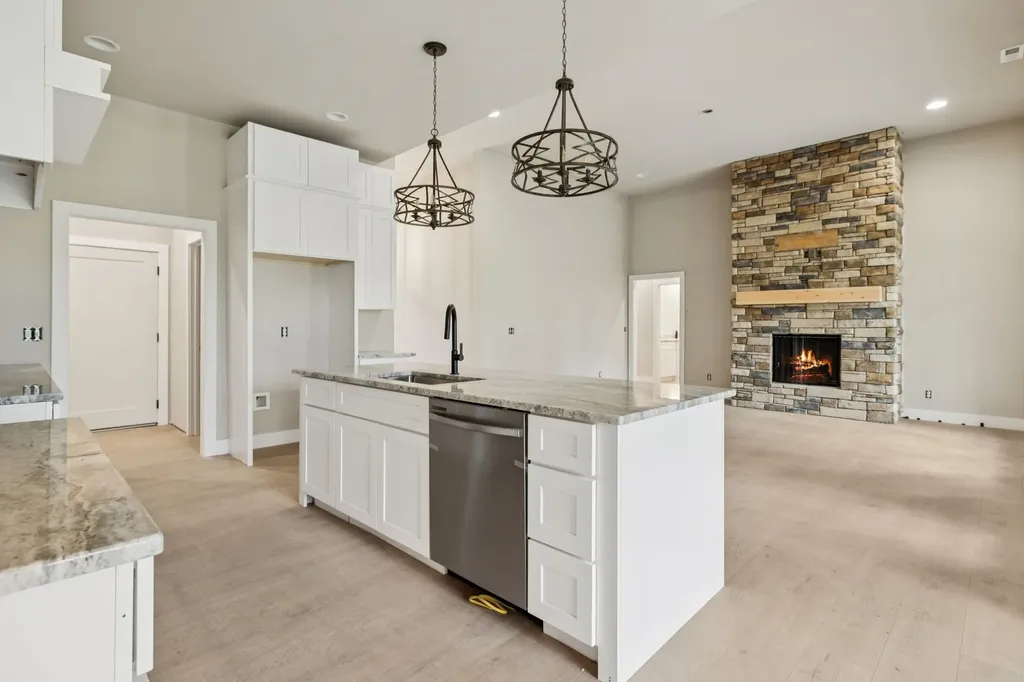 375 Chestnut Oak Avenue Smithville TN 37166