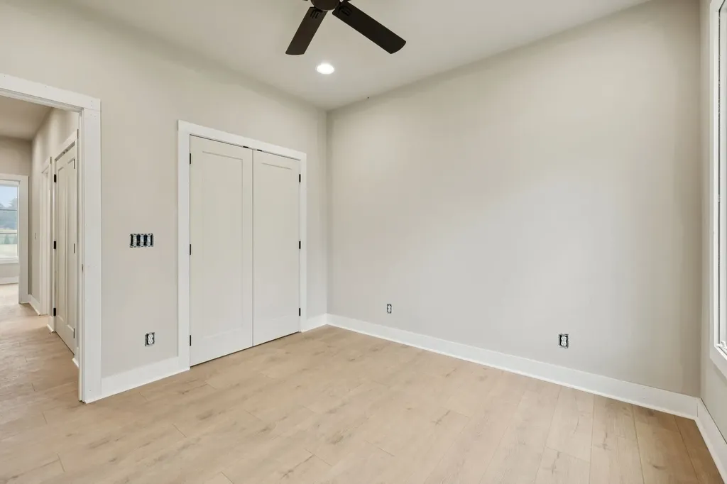 375 Chestnut Oak Avenue Smithville TN 37166