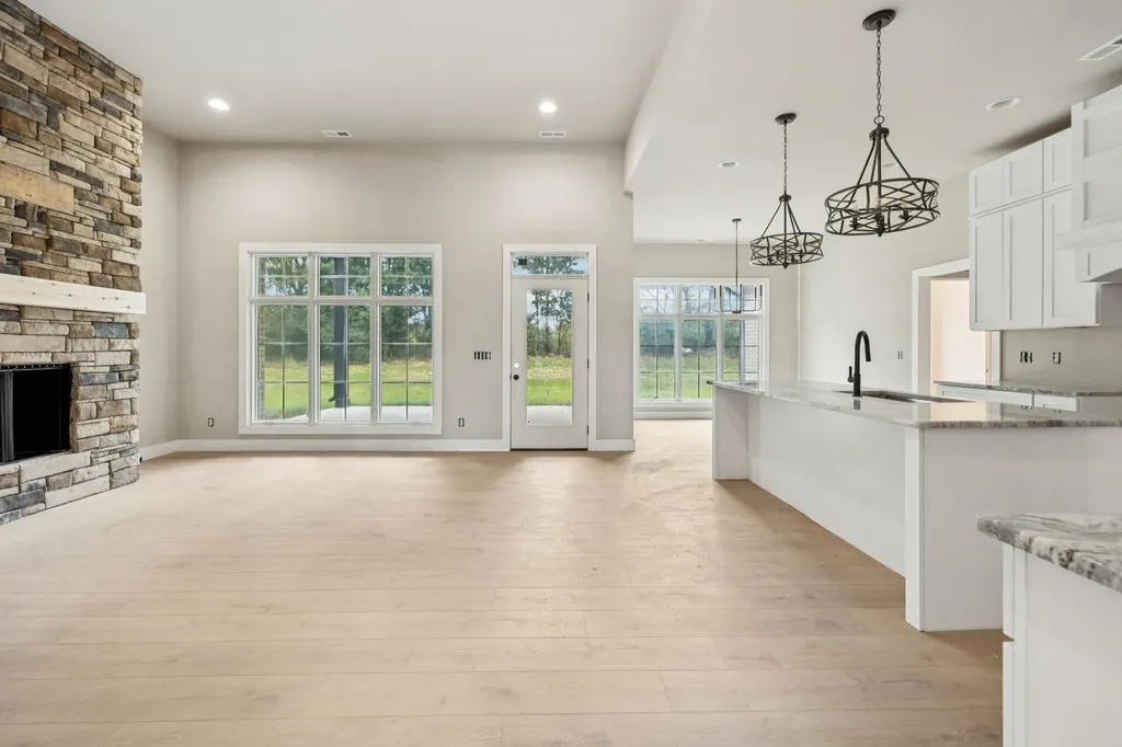 375 Chestnut Oak Avenue Smithville TN 37166