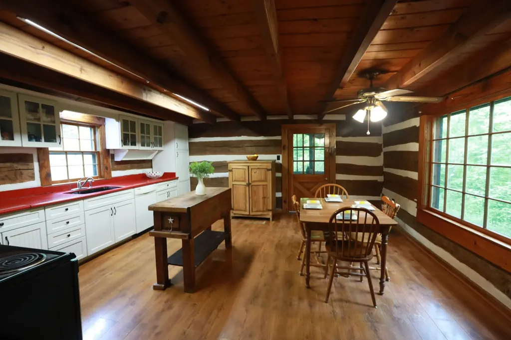2634 Distillery Road, SW Greenbrier TN 37073