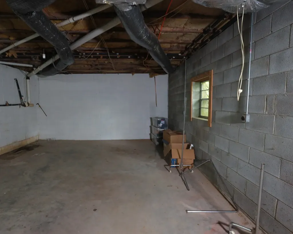 2634 Distillery Road, SW Greenbrier TN 37073