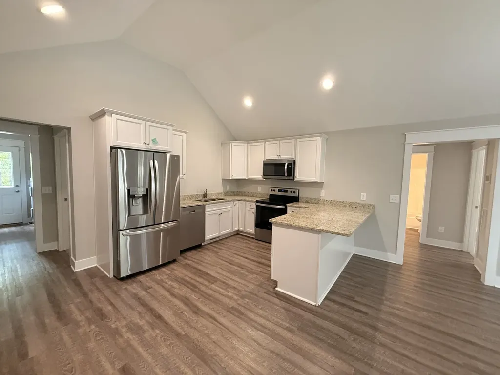 103C Oak Park Drive Dickson TN 37055