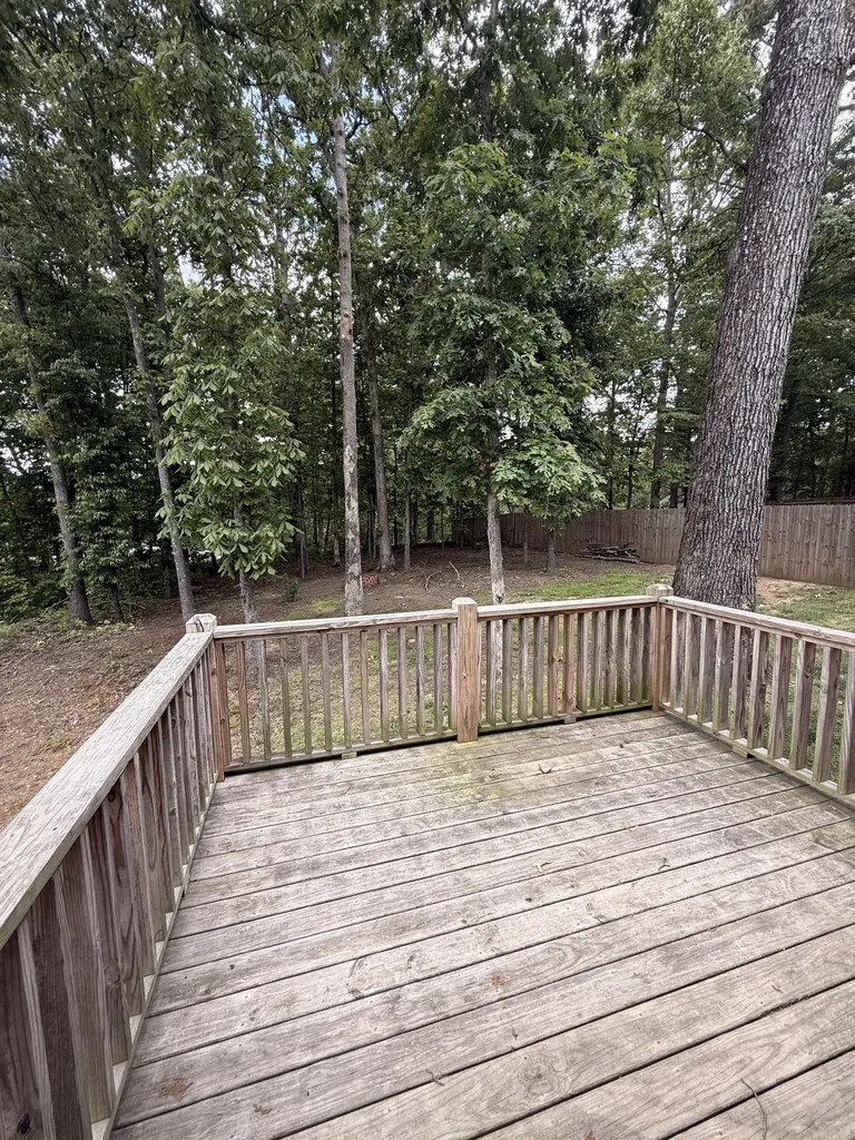 103C Oak Park Drive Dickson TN 37055