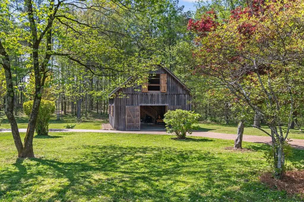 5609 Bending Chestnut Road Franklin TN 37064