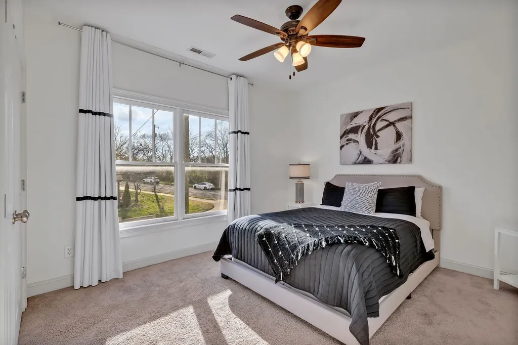 1824B 6th Ave, N Nashville TN 37208