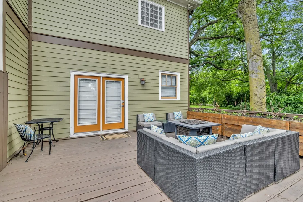 1824B 6th Ave, N Nashville TN 37208