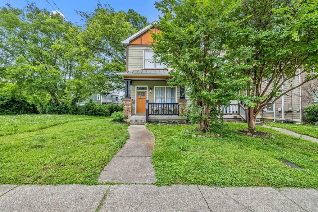 1824B 6th Ave, N Nashville TN 37208