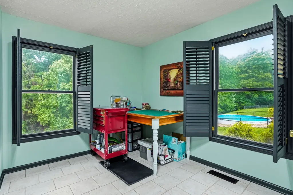 778 Fox Run Lane Lafayette TN 37083
