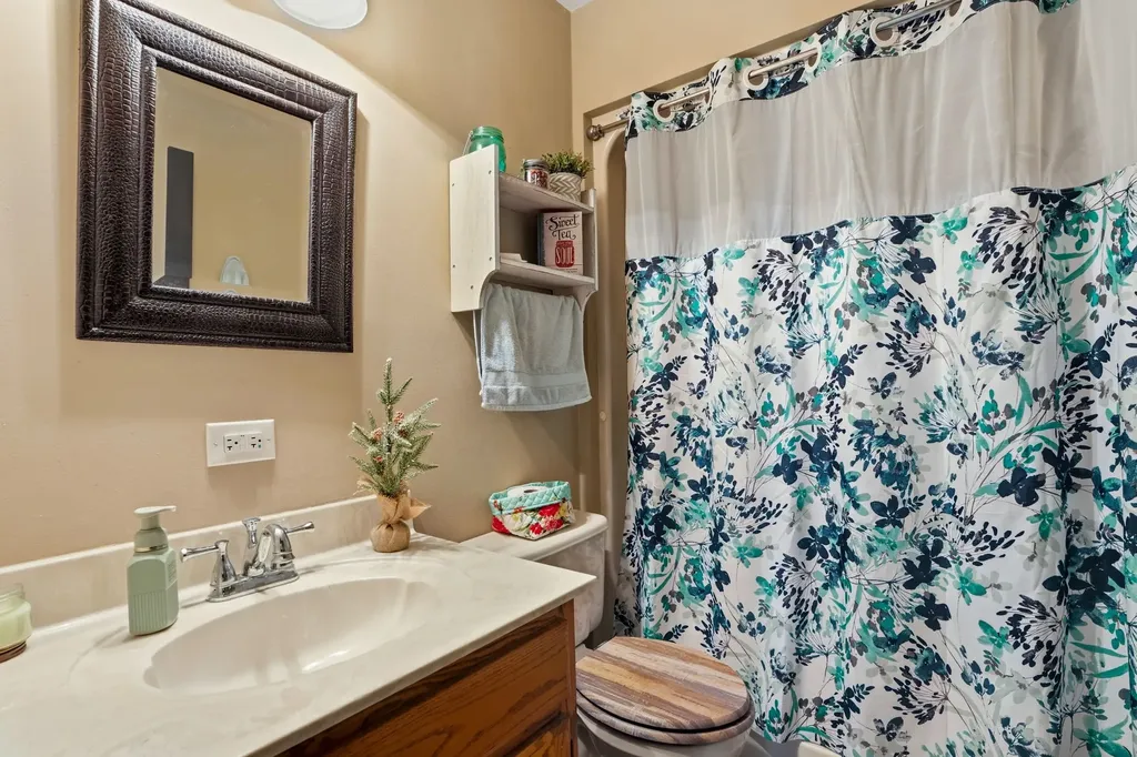 778 Fox Run Lane Lafayette TN 37083