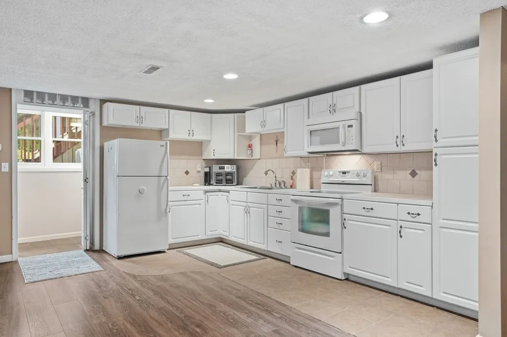 778 Fox Run Lane Lafayette TN 37083