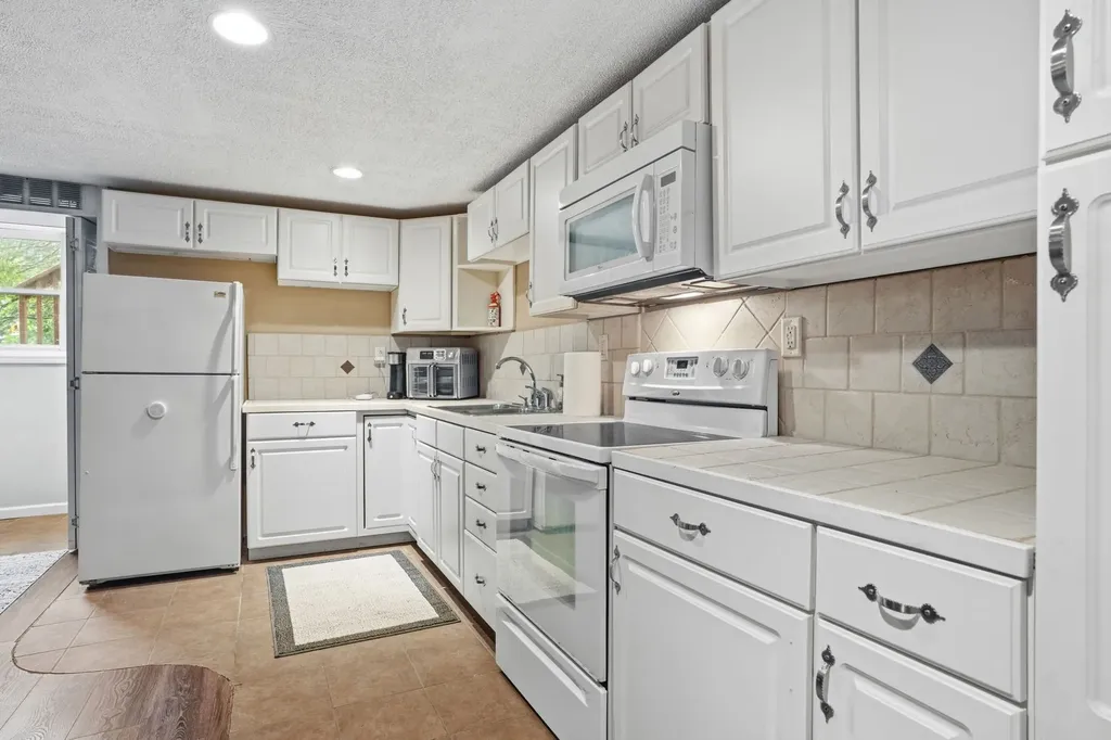 778 Fox Run Lane Lafayette TN 37083