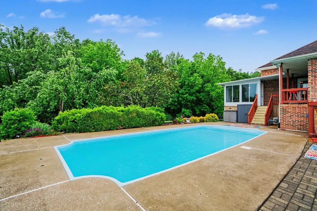 778 Fox Run Lane Lafayette TN 37083