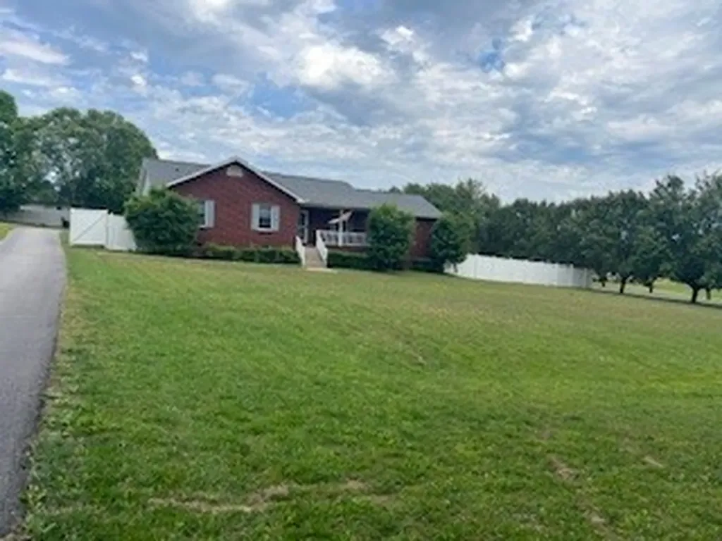 1134 Pardue Road Ashland City TN 37015