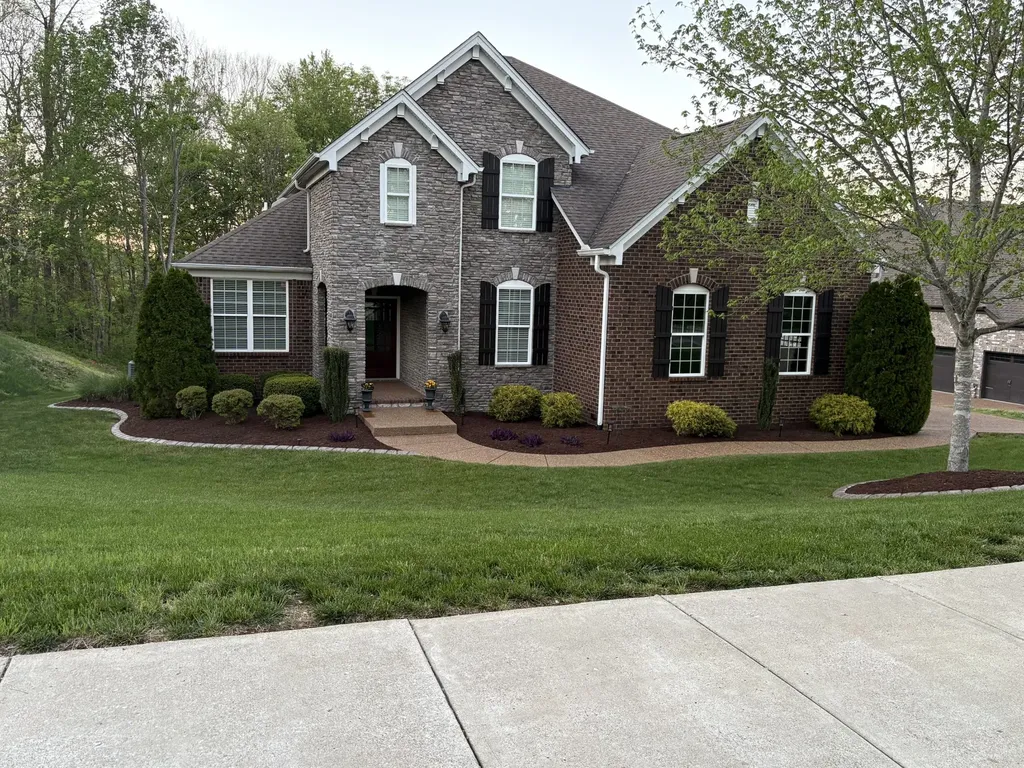 1169 Pin Oak Lane Brentwood TN 37027