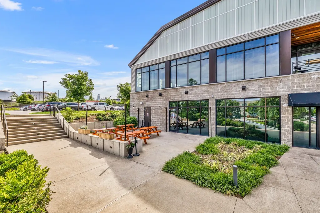 5706 California Avenue Nashville TN 37209