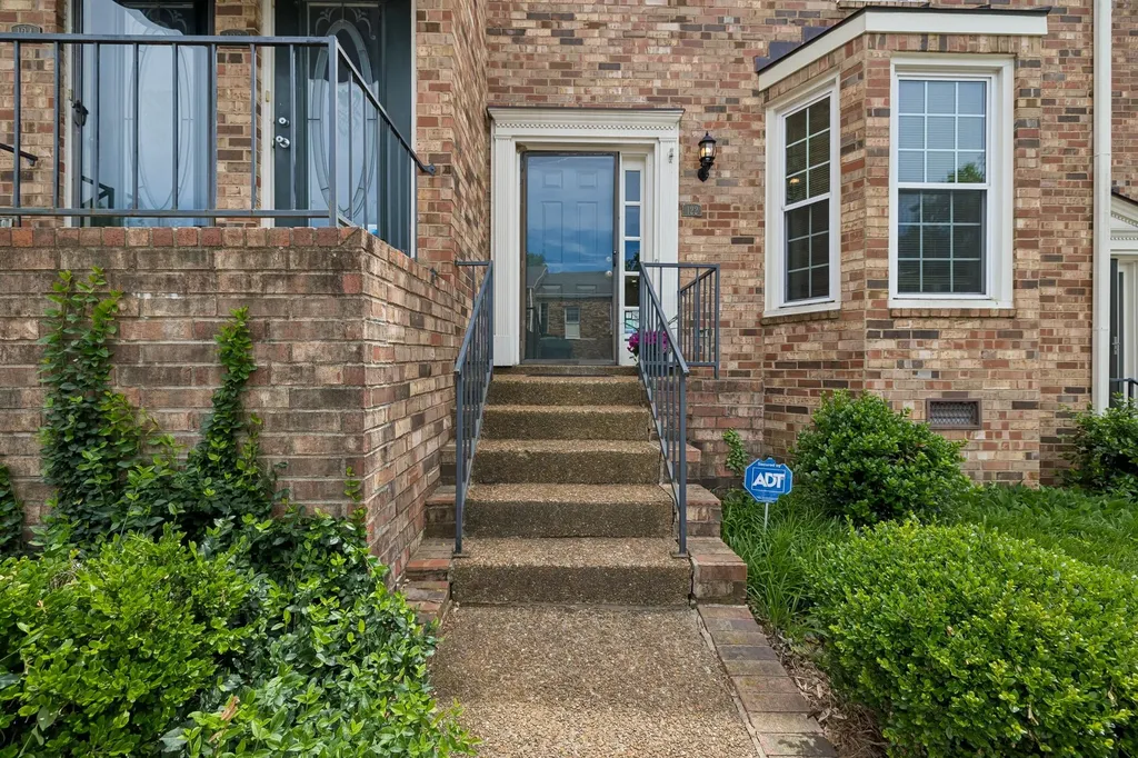 122 Matthew Lane Nashville TN 37215