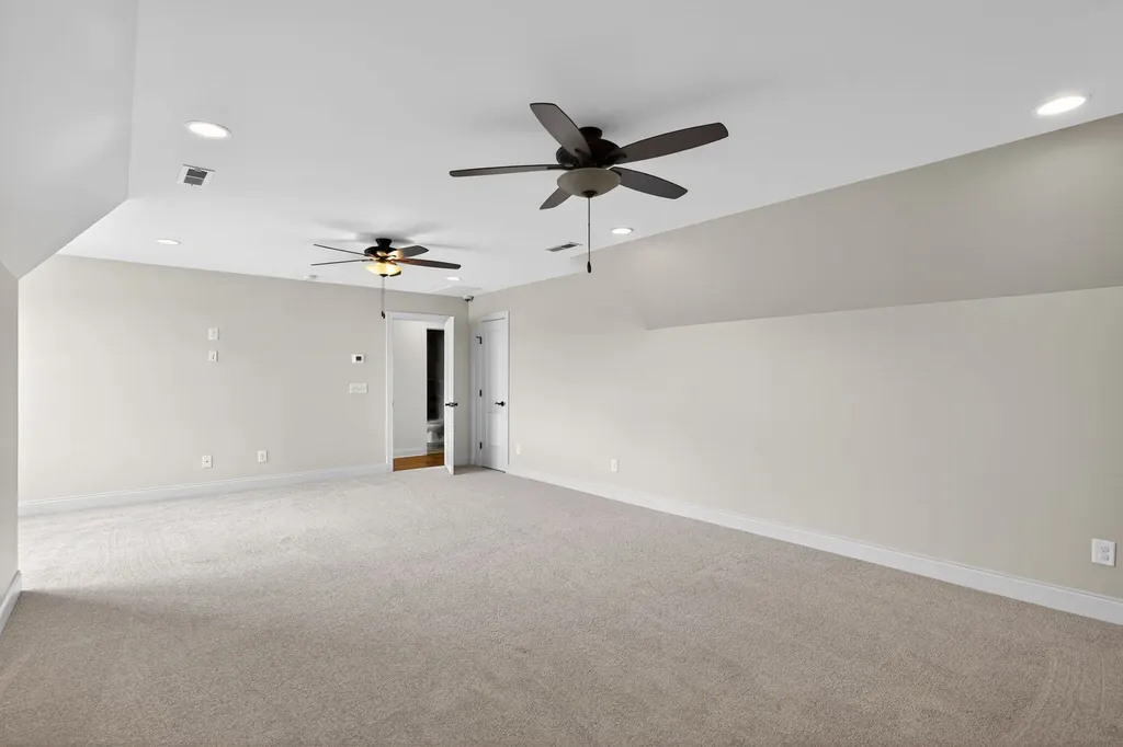 2162 Gorden Crossing Gallatin TN 37066