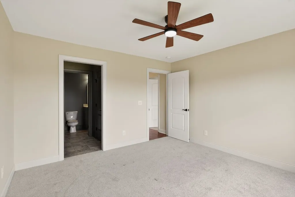 2162 Gorden Crossing Gallatin TN 37066