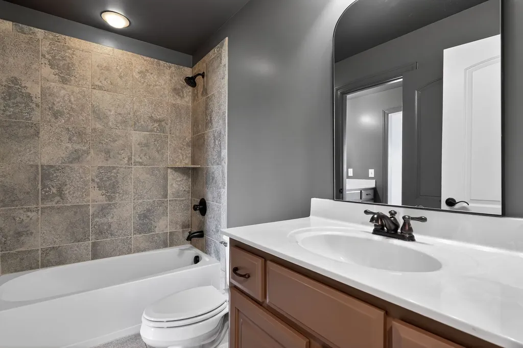 2162 Gorden Crossing Gallatin TN 37066