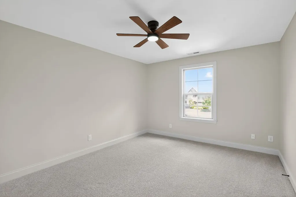 2162 Gorden Crossing Gallatin TN 37066