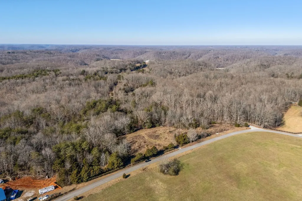 1885 Griffintown Road Sparta TN 38583