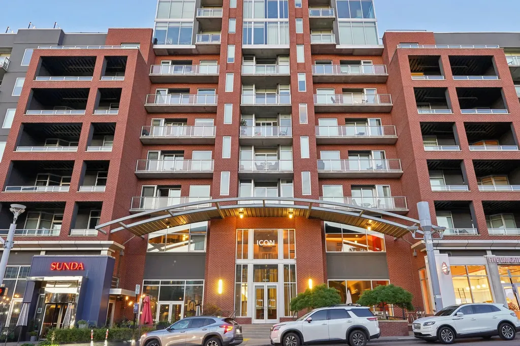 600 12th Ave, S Nashville TN 37203