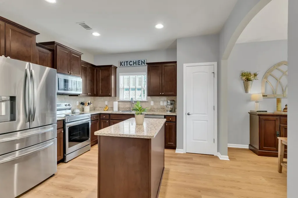 548 Smoky Mountains Drive Gallatin TN 37066
