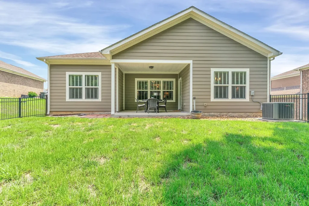 548 Smoky Mountains Drive Gallatin TN 37066
