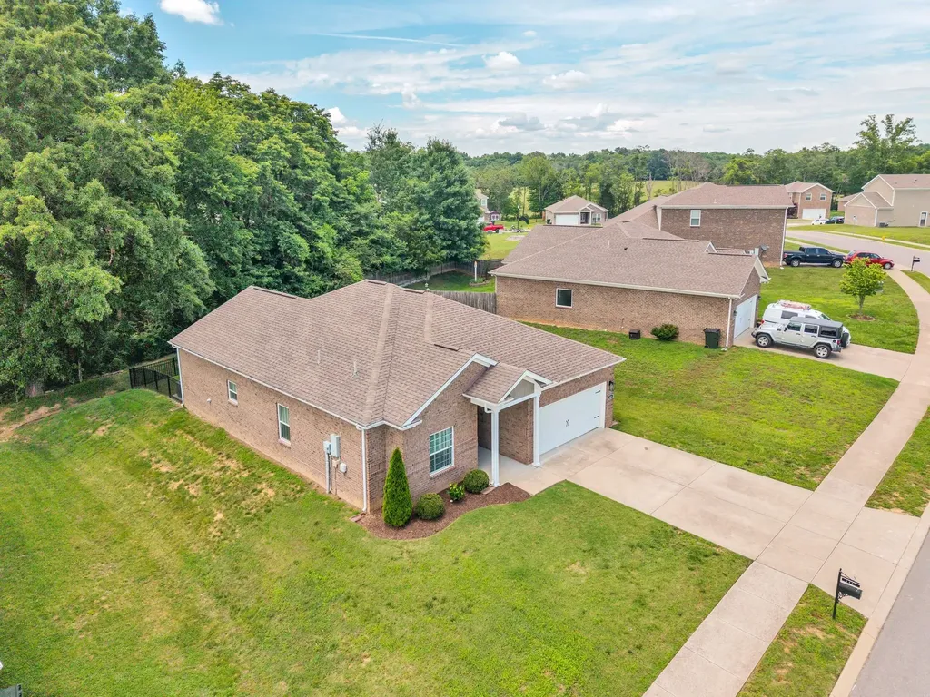 548 Smoky Mountains Drive Gallatin TN 37066