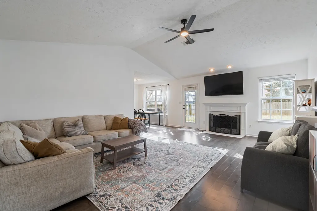 2213 New Port Drive Spring Hill TN 37174