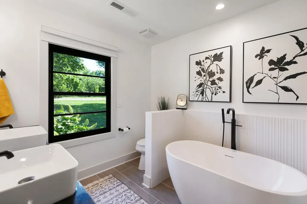 647 Oakley Drive Nashville TN 37220