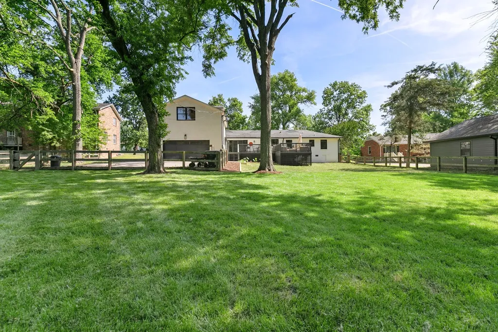 647 Oakley Drive Nashville TN 37220