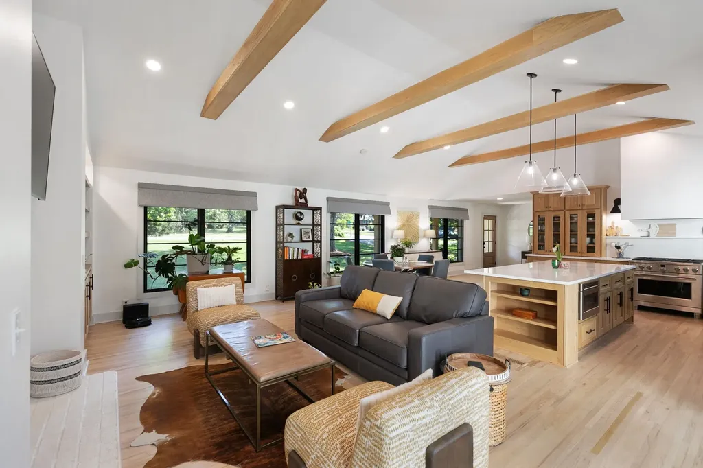 647 Oakley Drive Nashville TN 37220