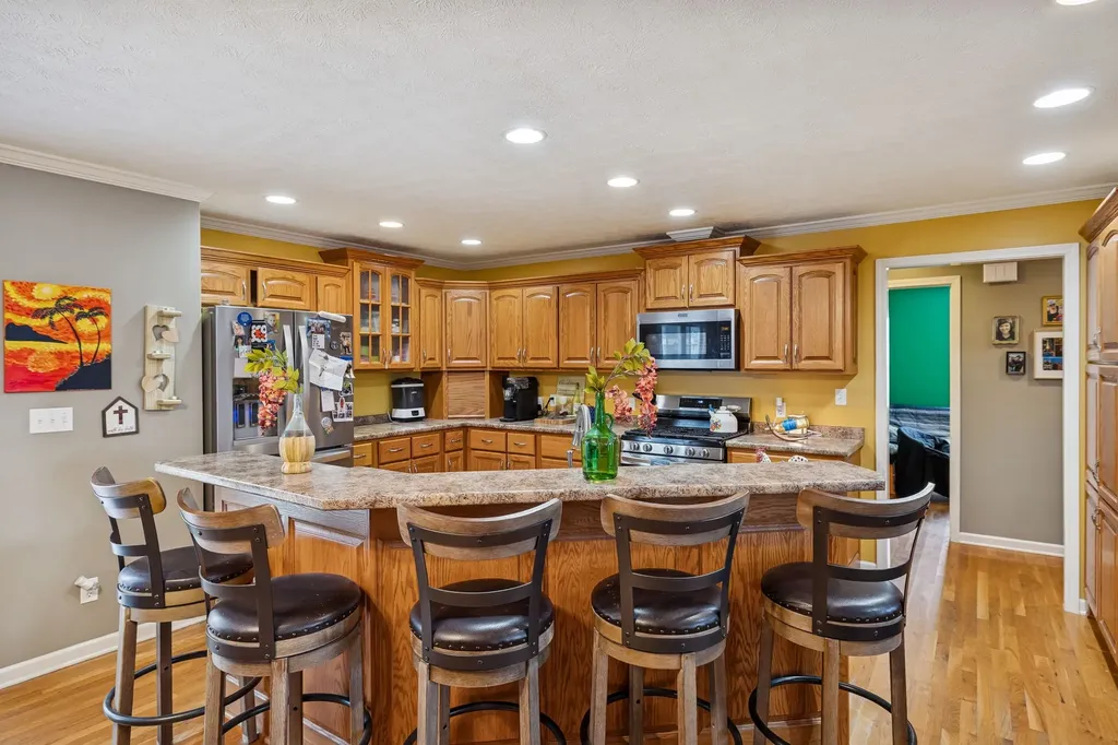 301 W King Street Morrison TN 37357