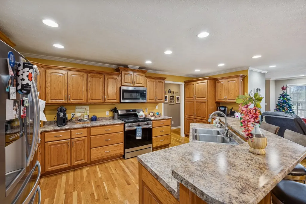 301 W King Street Morrison TN 37357