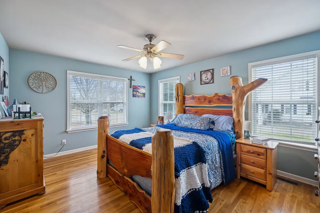 301 W King Street Morrison TN 37357