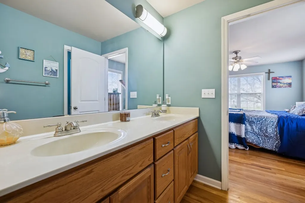 301 W King Street Morrison TN 37357