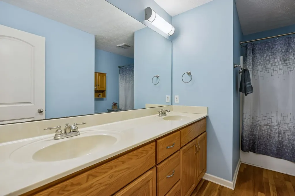 301 W King Street Morrison TN 37357