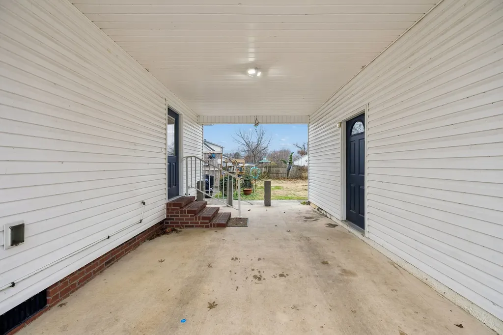 301 W King Street Morrison TN 37357