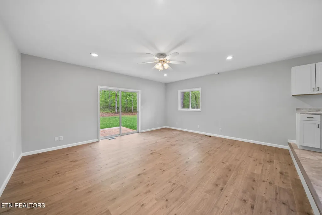 9301 Hondo Drive Crossville TN 38572
