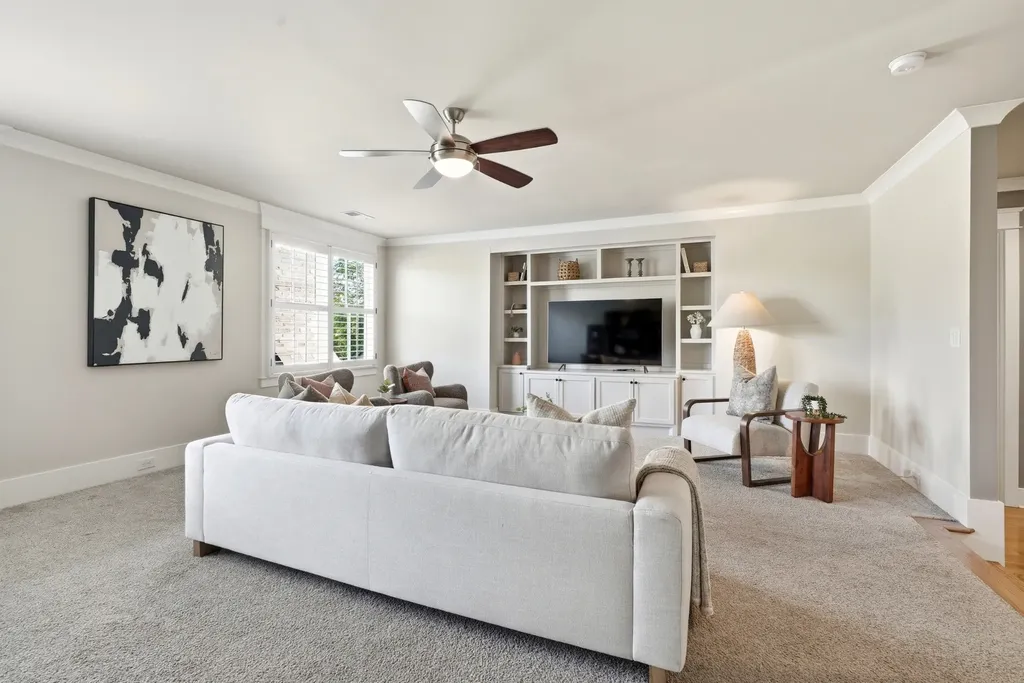 1045 Buena Vista Drive Franklin TN 37069