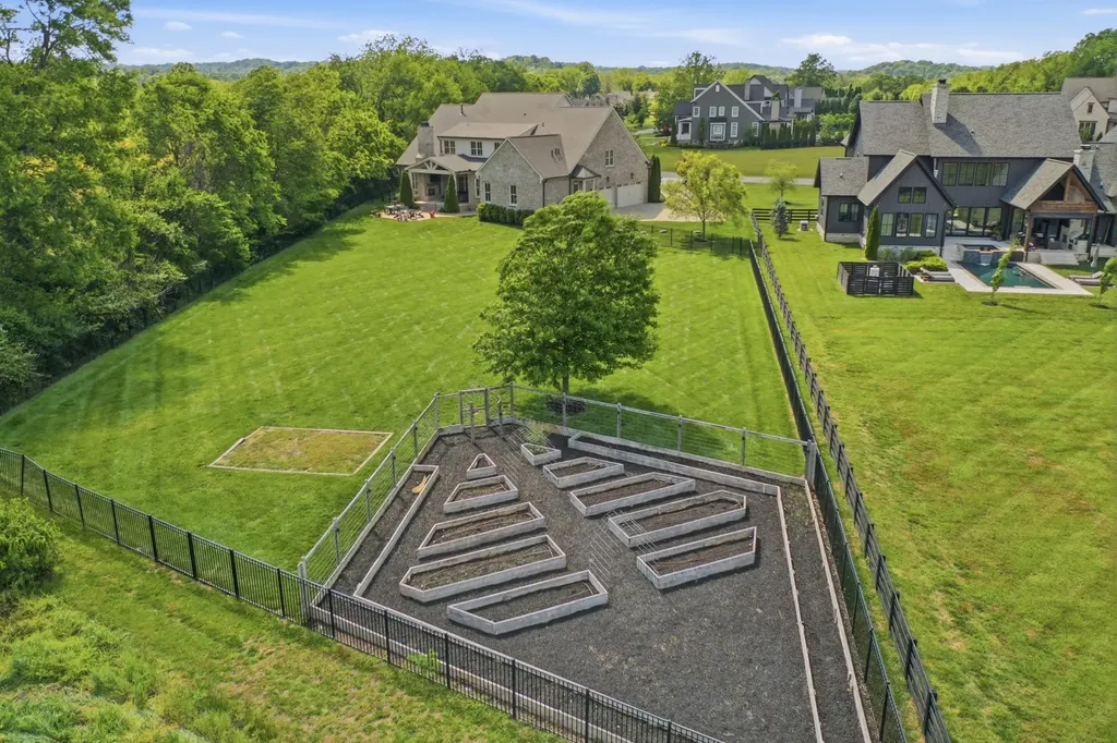 1045 Buena Vista Drive Franklin TN 37069