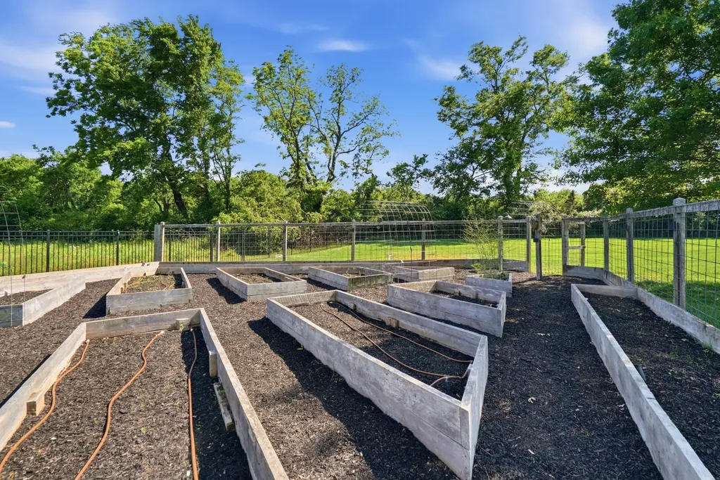 1045 Buena Vista Drive Franklin TN 37069