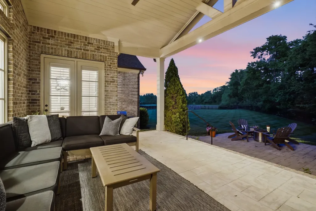 1045 Buena Vista Drive Franklin TN 37069