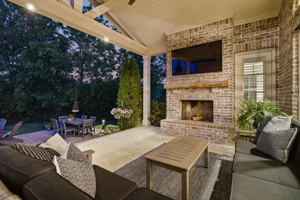 1045 Buena Vista Drive Franklin TN 37069