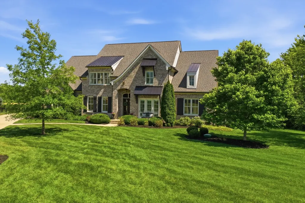 1045 Buena Vista Drive Franklin TN 37069