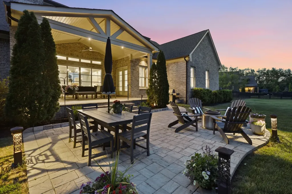1045 Buena Vista Drive Franklin TN 37069