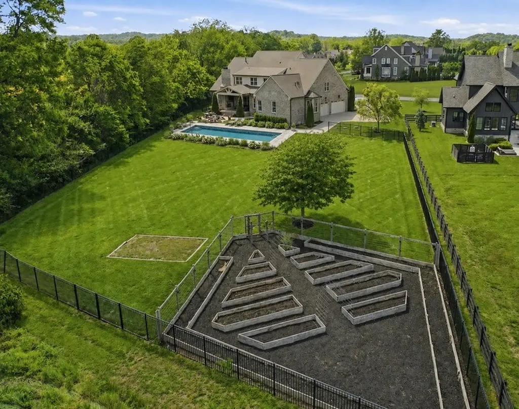 1045 Buena Vista Drive Franklin TN 37069