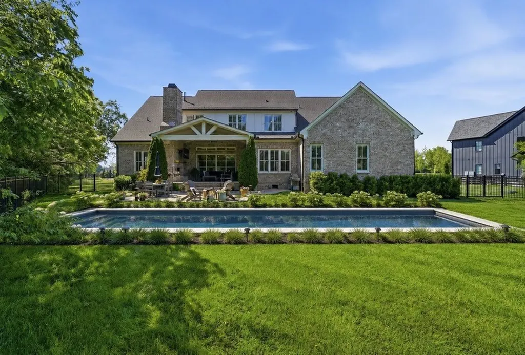 1045 Buena Vista Drive Franklin TN 37069